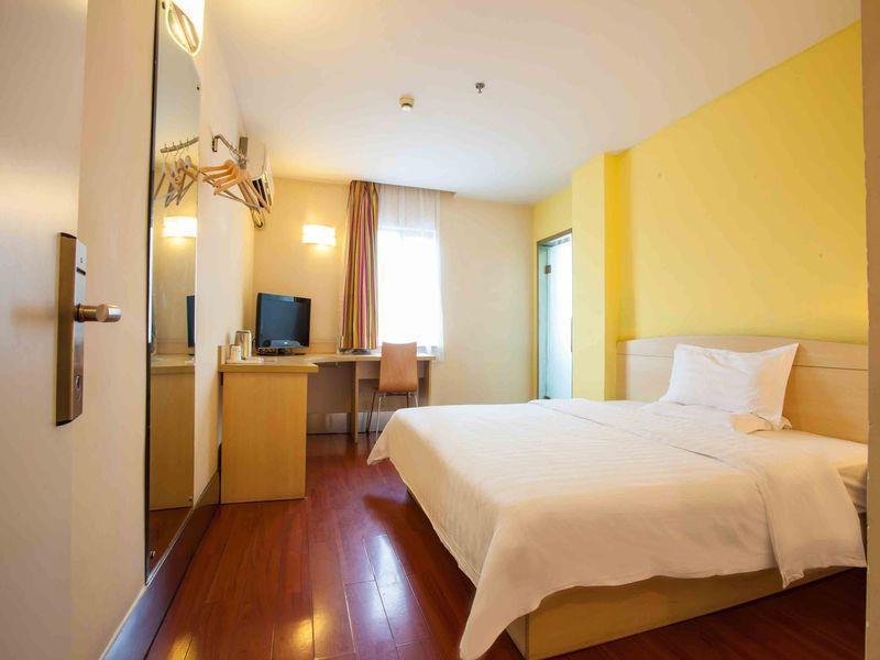 7 Days Inn Wuhan Exterior foto